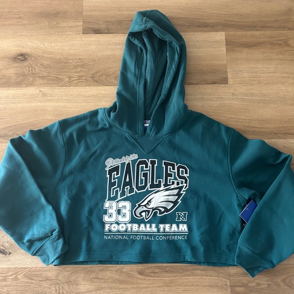 NFL Philadelphia Eagles Women’s Crop Hoodie, Rare, Official Ultra Game- NWT - Picture 2 of 7